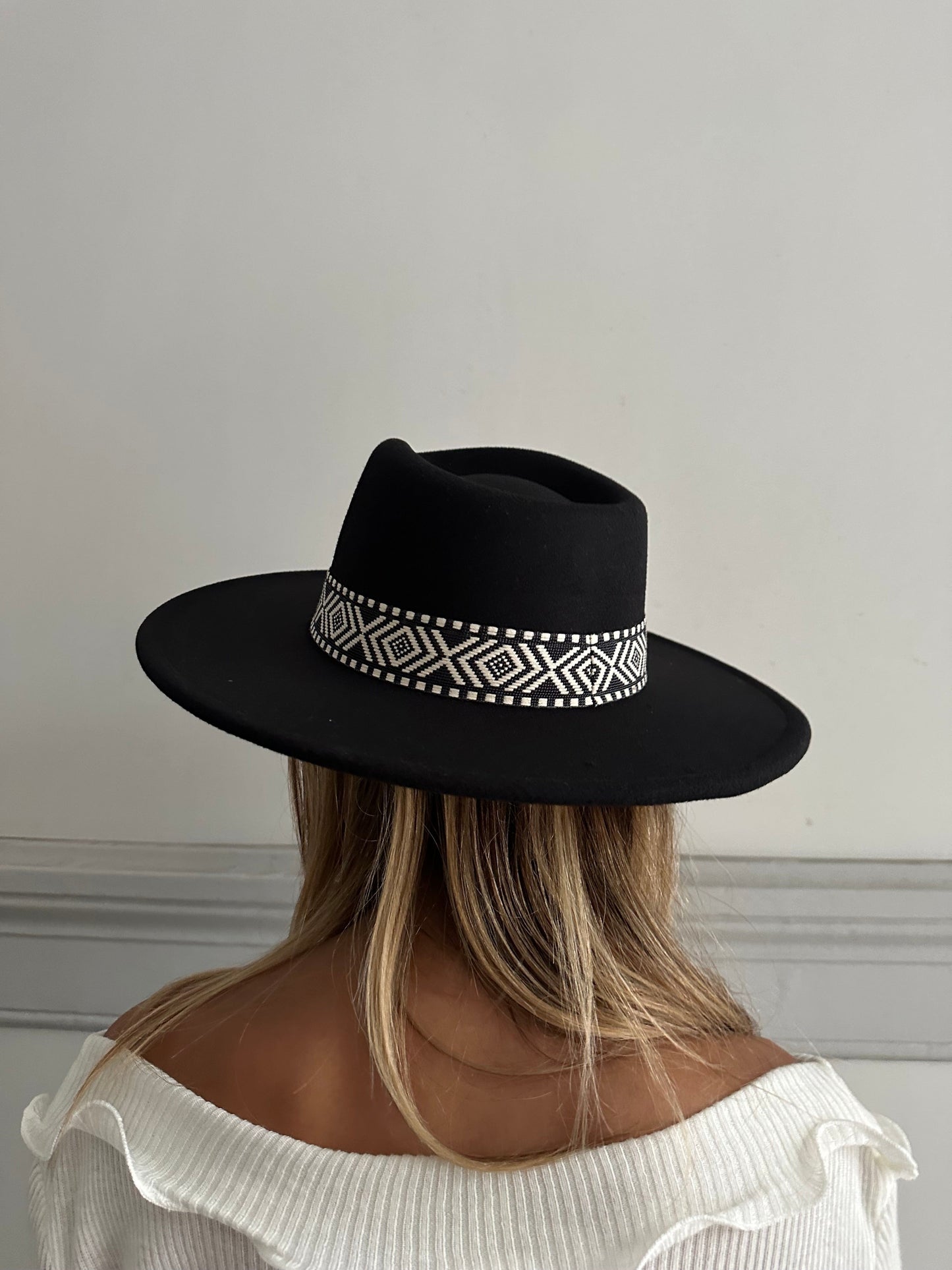 Maurice paris Chapeau KAY noir