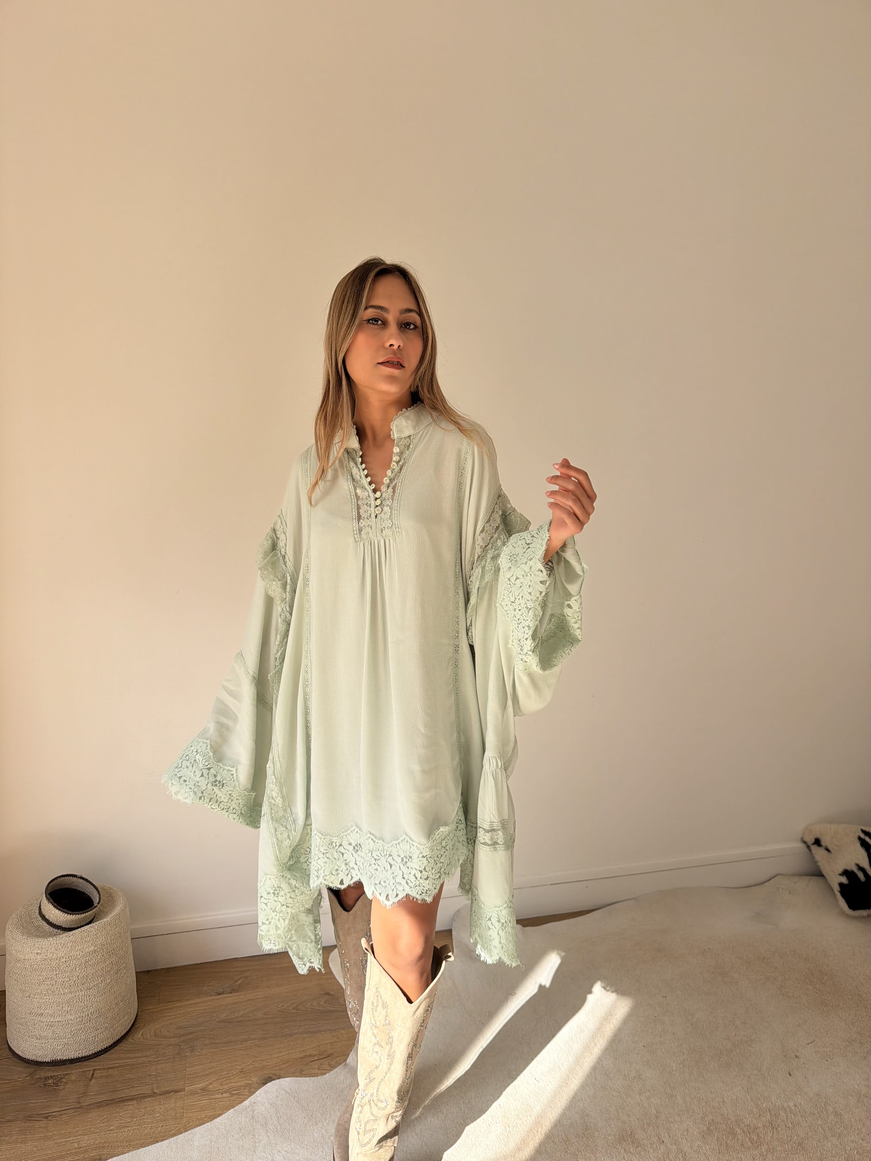 Purple Queen Robe TU Blouse BOHEMIAN amande
